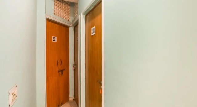 OYO 67183 New Era Deluxe, Book Hotel Narela Haryana