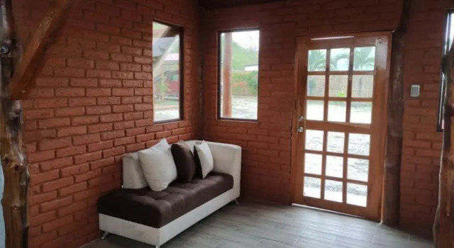 Cayo Ecovillage, Book Hotel Puerto Cayo Manabi