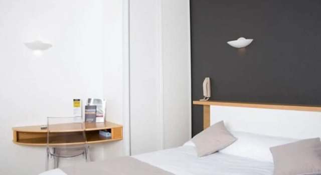 Номер Comfort Hotel Les Dunes