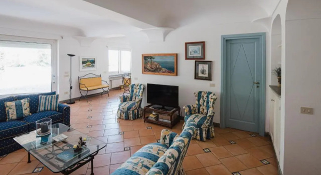 Villa la Rosinella by Elite Villas, Забронировать Вилла Отели в центре Анакапри, в центре, Парковка