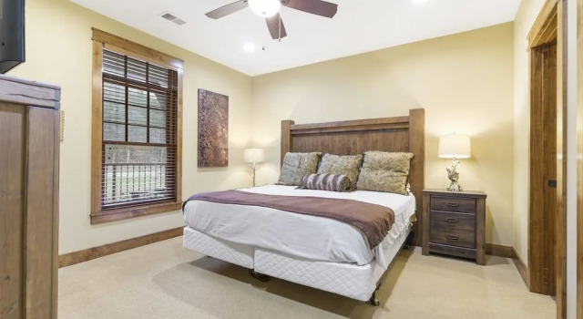 Taneycomo Retreat - Lakefront Condo, Забронировать Дом для отпуска Виллы Table Rock Lake, Вилла
