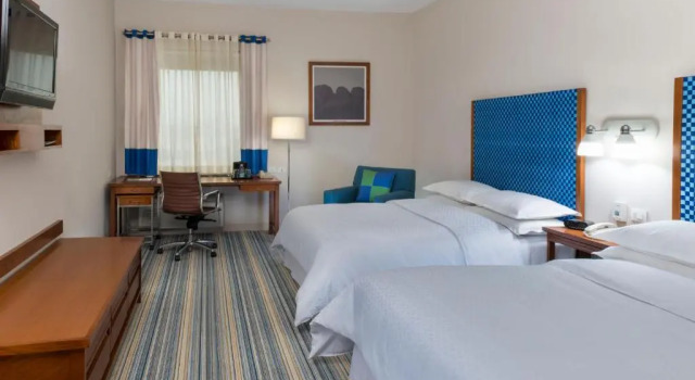 Четырёхместный номер Executive Four Points by Sheraton Monterrey Linda Vista