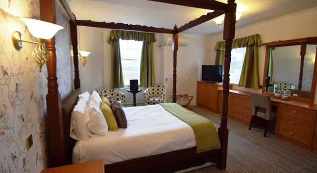The Riverhill Hotel  Restaurant, Забронировать Отель Отели Англии 3 звезды, 3*