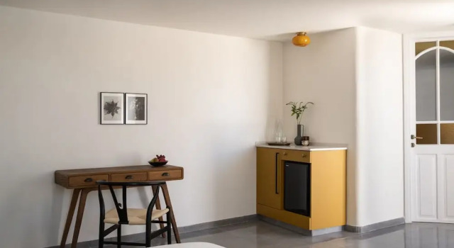 Deluxe suite cu balcon și cu vedere la munte Khan Ein Karem Boutique Hotel