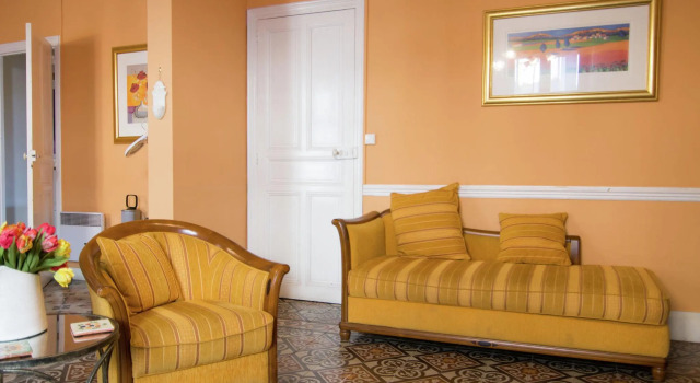 Lovely Holiday Home in Thézan-lès-Béziers near Town Centre