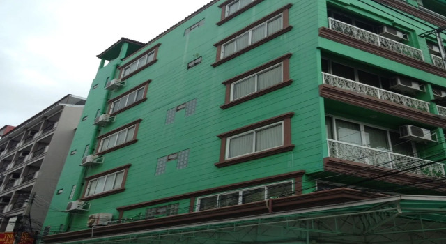 Green Hotel