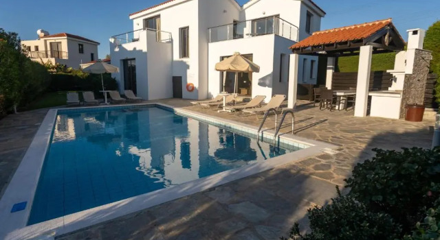 Willa 4 pokoje z widokiem na morze Platzia Beach Villas