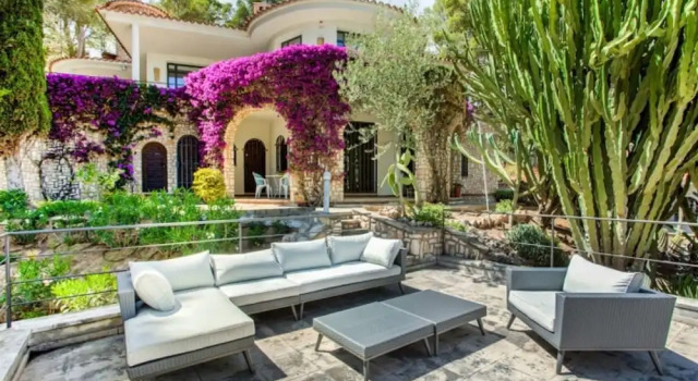 Th06 Villa in Miami Platja 6 Bedrooms