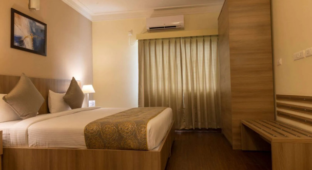 Starlit Suites Tirupati, Rezerwuj Apartamentowiec hotelowy Hotele w Andhra Pradesh z parkingiem, Parking