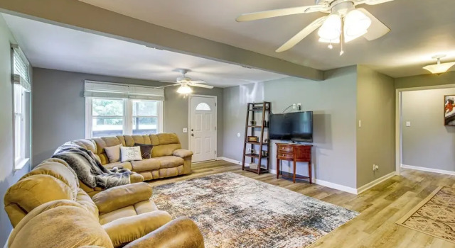 2 Mi to Shops & Eats: Family Home in Donalsonville, Buchen Sie Ferienhaus Donalsonville Georgia