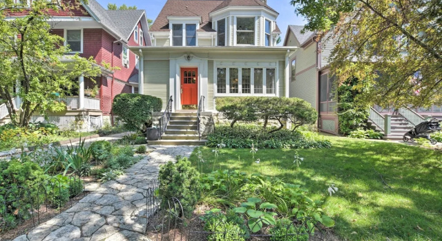 Коттедж Classic Oak Park Home, 11 Mi to Downtown Chicago!