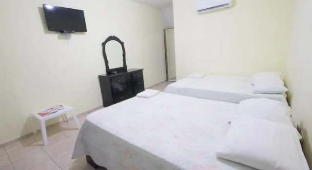 Hotel El Bosque, Boek Hotel Hotels in La Altagracia met parkeren, Parkeren