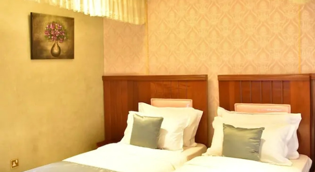 Deluxe Twin room with balcony Interservice Hotel