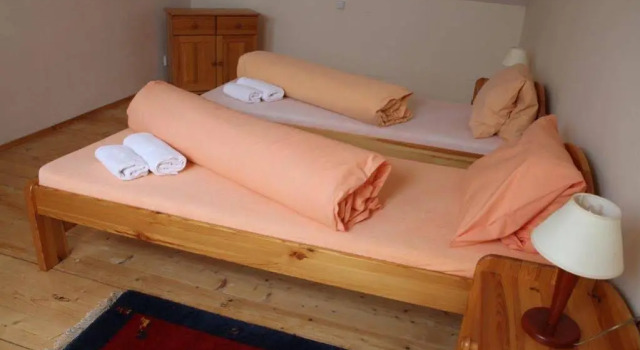Hotel Plejsy, Забронировать Отель Отели и гостиницы Кромпахи, Отель