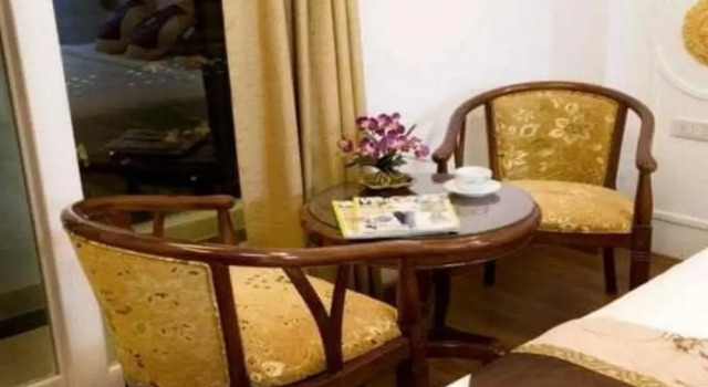 Люкс с балконом The Point Residence