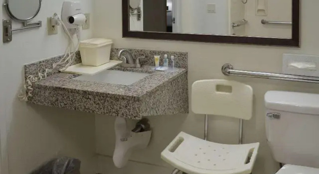 Номер Standard Comfort Suites Tulare Sequoia Gateway
