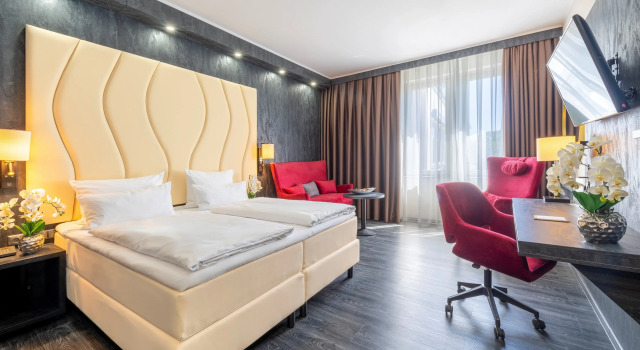 Двухместный номер Standard с видом на озеро PLAZA Premium Schwerin