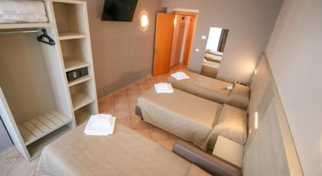 Трёхместный номер Standard Comfort Hotel Miramonti