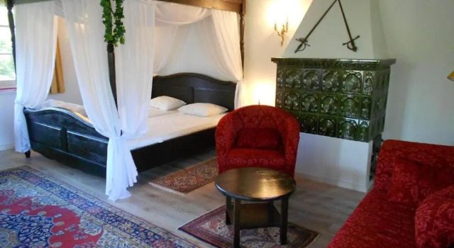 Königliche Villa - Turmappartement, Varaa Villa Hotellit Baijeri pysäköinnillä, Pysäköinti