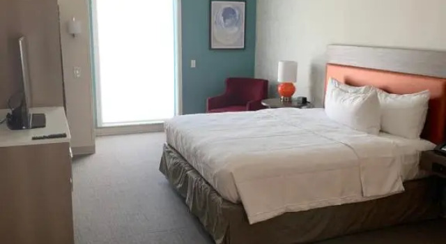 Двухместный люкс c 1 комнатой Home2 Suites By Hilton Charlotte Uptown