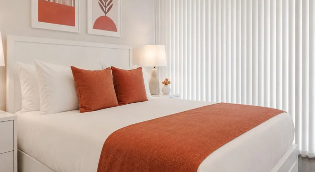 Velvet Queen Hotel, Забронировать Отель Торонто Greater Toronto Area, рядом с Exhibition Go Station