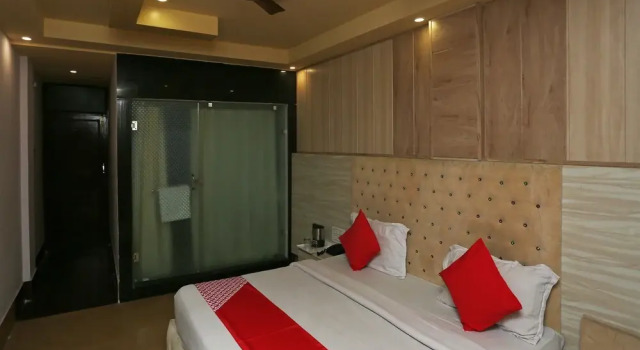 OYO 35366 Hotel Shiv Murti, Rezerwuj Hotel Hotele w Gujarat ze śniadaniem, Śniadanie