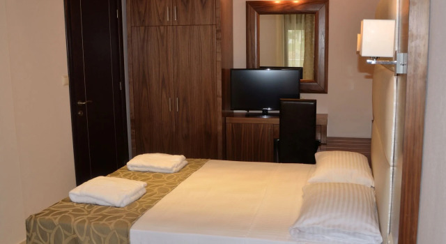 4-You Residence, จอง โรงแรม อาโยส นิโกลาออส Sithonia