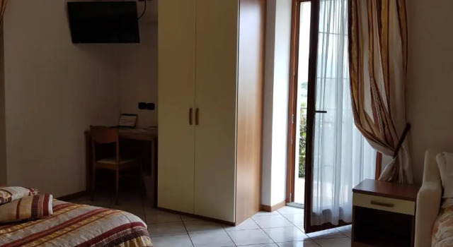 Номер Standard Agritur Girasole