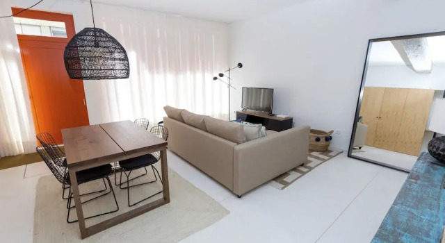 Апартаменты Sbra01 · Hidden Gem Apartment Design · Wifi · Netflix
