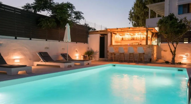 Rivière Residence Paros, Prenota Affittacamere Hotel a Paro con piscina, Piscina
