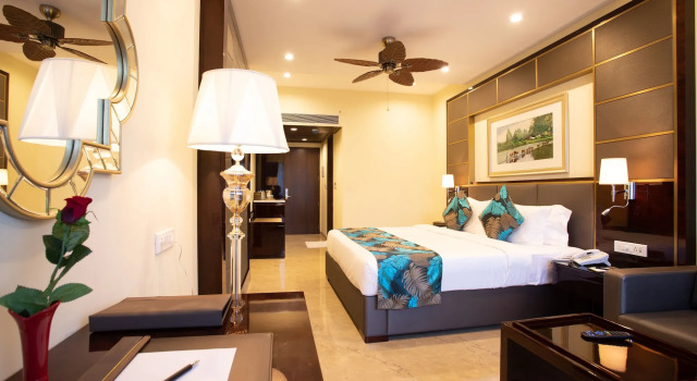 The Avenue Calangute, Rezerwuj Hotel Hotele w Calangute z basenem, Basen