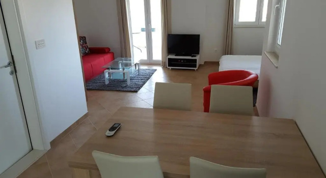 Студия с балконом Apartments Villa Maslinica