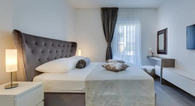 Апартаменты Luxury с 3 комнатами с частичным видом на море Shell Luxury Residences with Pool and Whirlpool