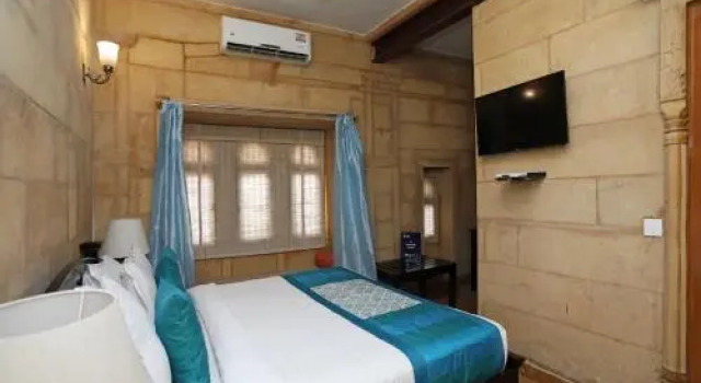 OYO 8100 Hotel Naman Haveli, Забронировать Отель Отели штата Раджастхана с парковкой, Парковка