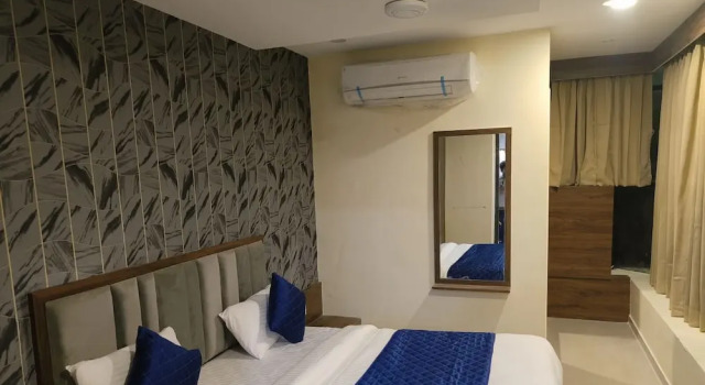Hotel V R Villa, Rezervovat Hotel Hotely v Gujarat s parkováním, Parkování