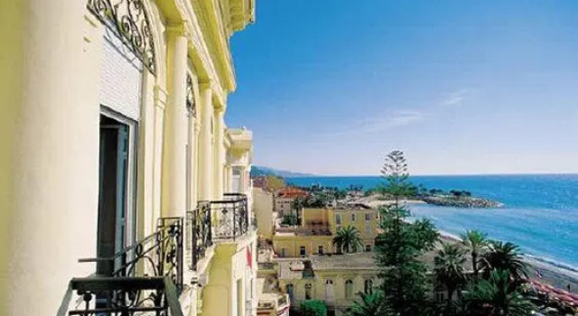 Двухместный номер Standard с видом на море Hôtel Vacances Bleues Royal Westminster