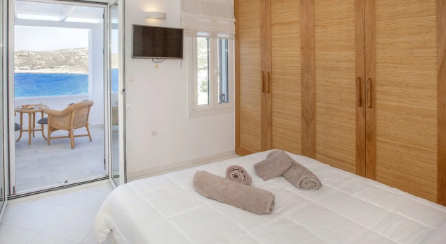 Mykonian house in Elia beach by GHH, Забронировать Апартаменты/квартира Отели Пляжа Элия с парковкой, Парковка