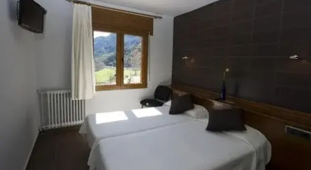 Fonda Farré, Book Hotel Baro Pallars Sobirà