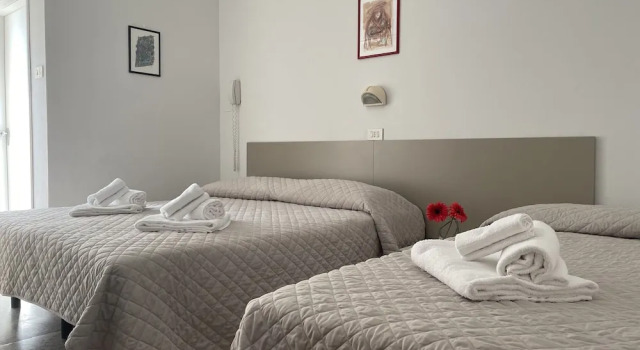Трёхместный номер Standard с балконом Hotel A Casa Nostra