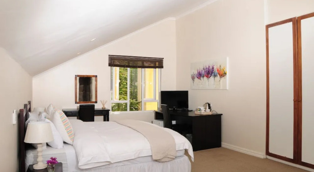 Четырёхместный номер Standard с видом на горы Hout Bay Breeze Guest House