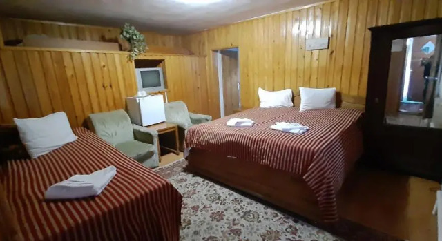 Cazare Casa Cristina, Book Hostel Hostels in Prahova Valley, Hostel