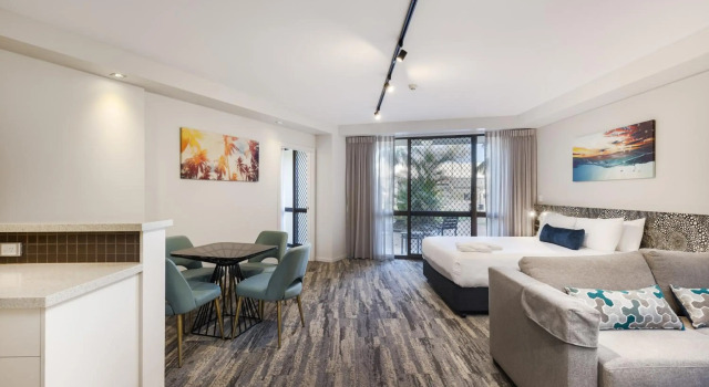 Quality Hotel Mermaid Waters, Rezervasyon Otel Gold Coast otoparklı oteller, Otopark
