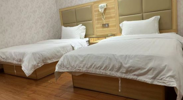 Номер Standard Guangzhou Business Hotel (Shangxiajiu Pedestrian Street Changshou Road Subway Station Branch)