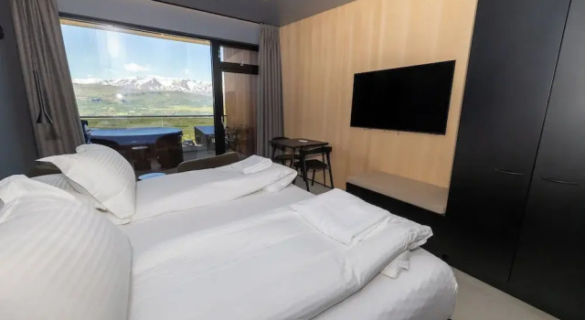 Студия Deluxe North Mountain View Suites