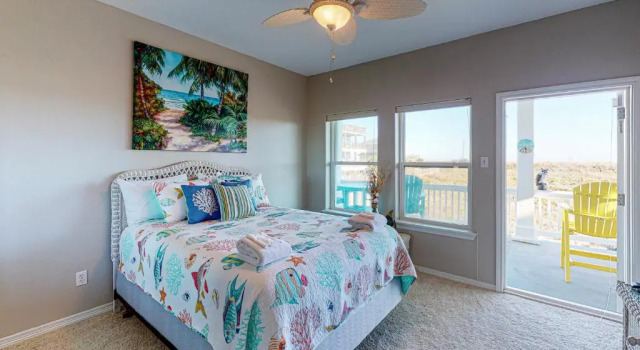 KD664 4BR Home, Full Gulf Views From Third Floor Balcony, property features 1st Floor Game Room