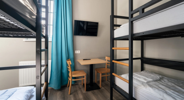 Кровать в общем номере a&o Salzburg Hauptbahnhof