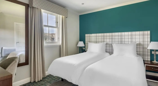 Коттедж с 2 комнатами The Kenmore Club