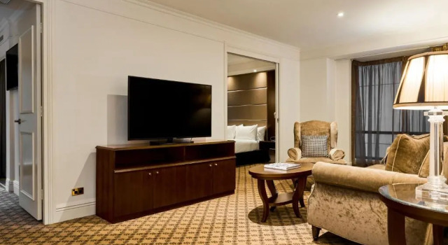 Люкс с 2 комнатами Stamford Plaza Melbourne