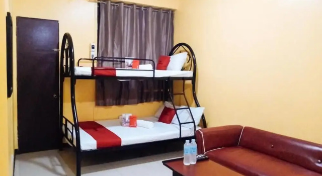 RedDoorz near Baclay Drive Super Metro, Book Hotel Cebu City Cebu