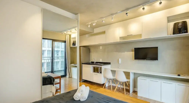 Your Complete Stay in the Best Location of Indianopolis, Just Steps From the Metro - ISM